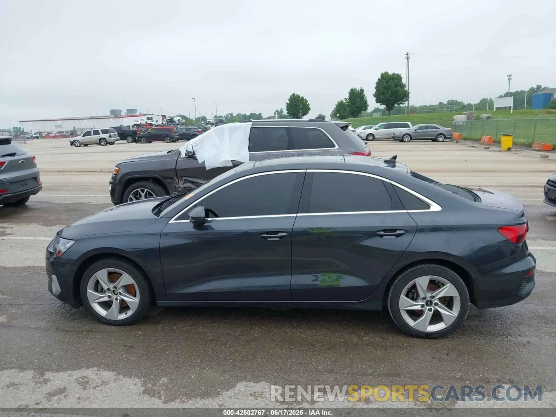 14 Photograph of a damaged car WAUAUDGY8NA075426 AUDI A3 2022