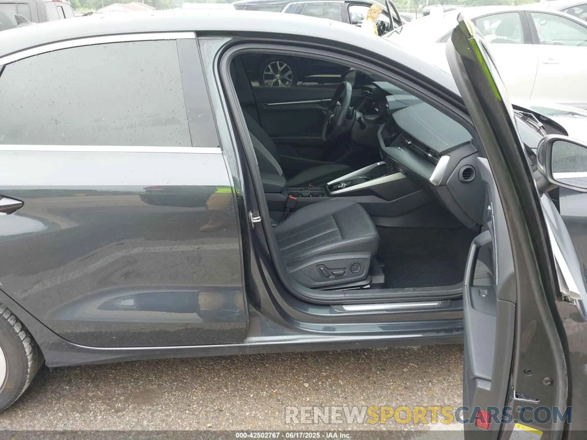 5 Photograph of a damaged car WAUAUDGY8NA075426 AUDI A3 2022