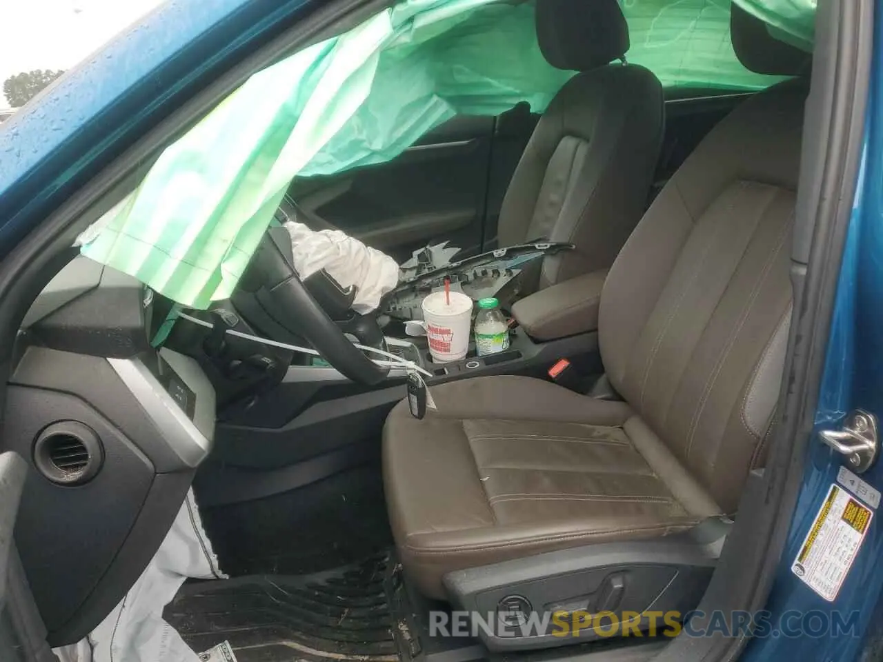 7 Photograph of a damaged car WAUHUDGY4NA077592 AUDI A3 2022