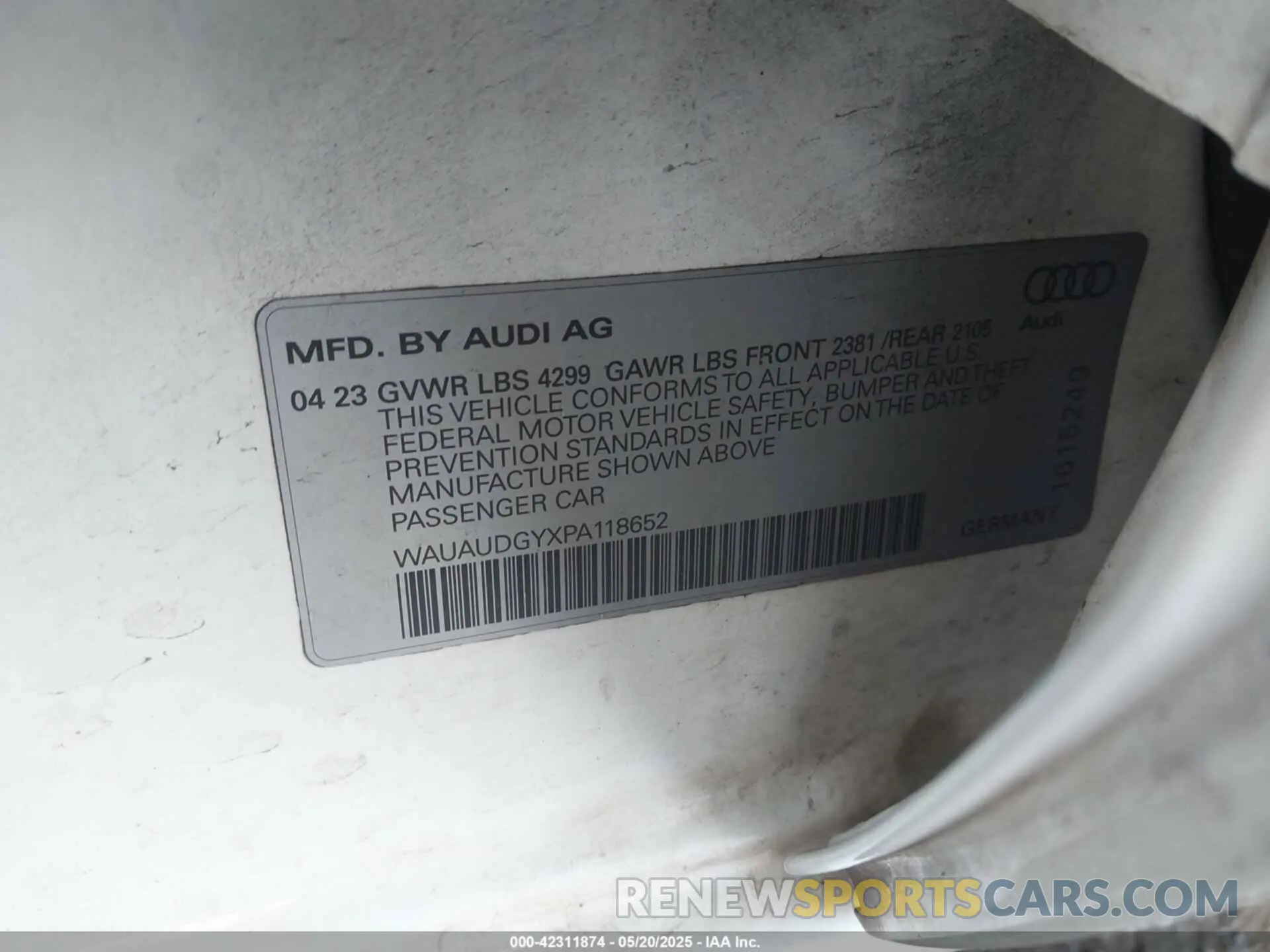 9 Photograph of a damaged car WAUAUDGYXPA118652 AUDI A3 2023