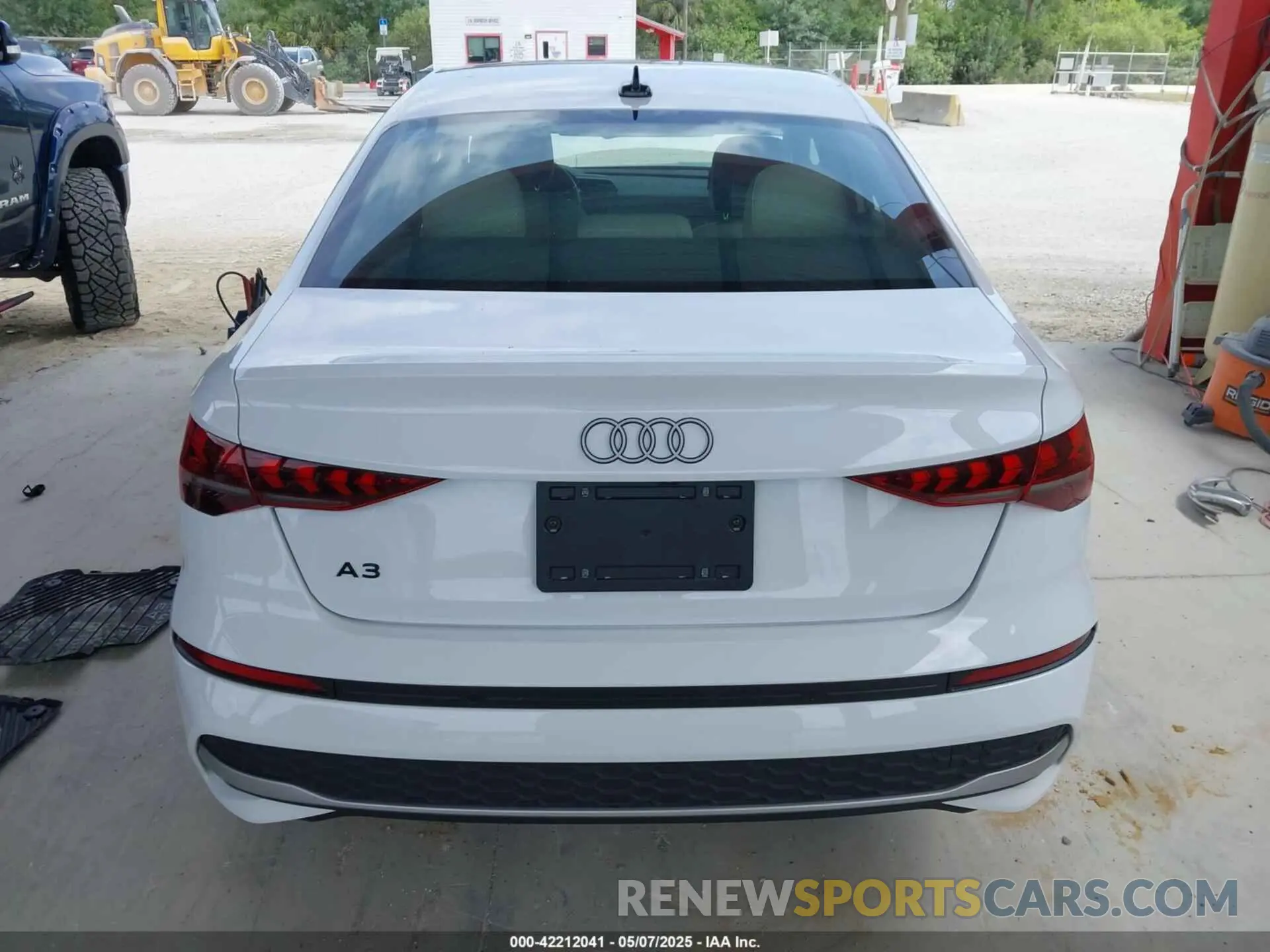 16 Photograph of a damaged car WAUGUDGY6SA039790 AUDI A3 2025