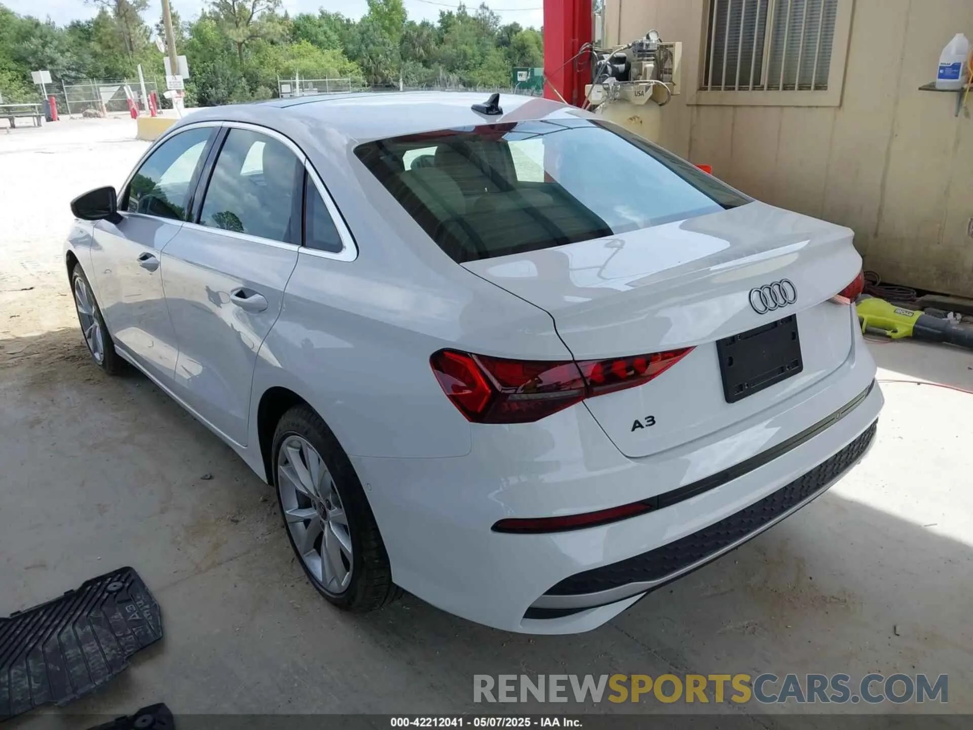 3 Photograph of a damaged car WAUGUDGY6SA039790 AUDI A3 2025