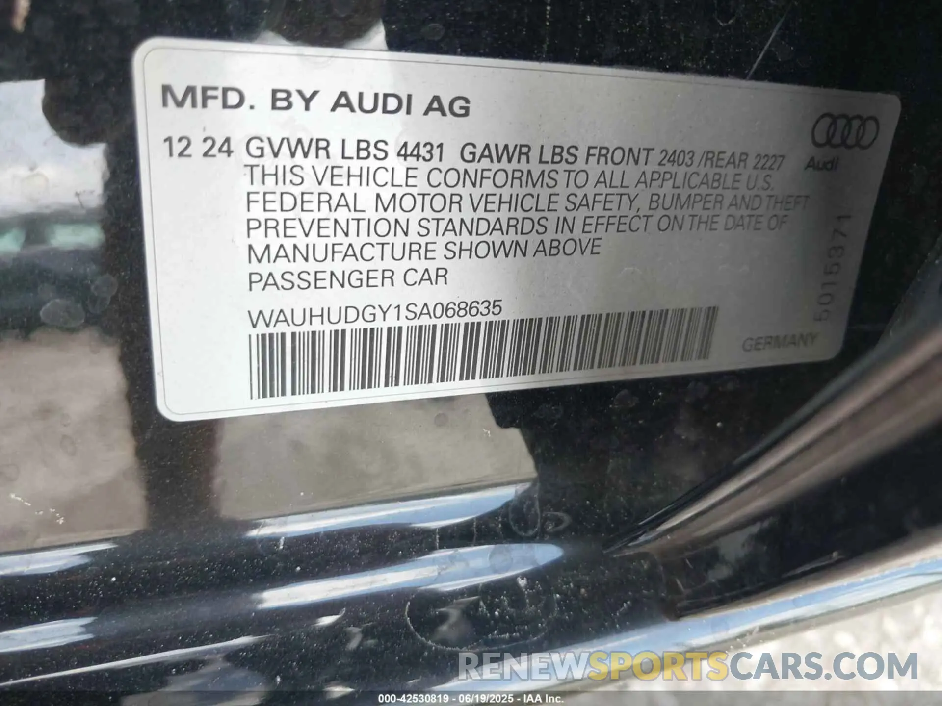 9 Photograph of a damaged car WAUHUDGY1SA068635 AUDI A3 2025