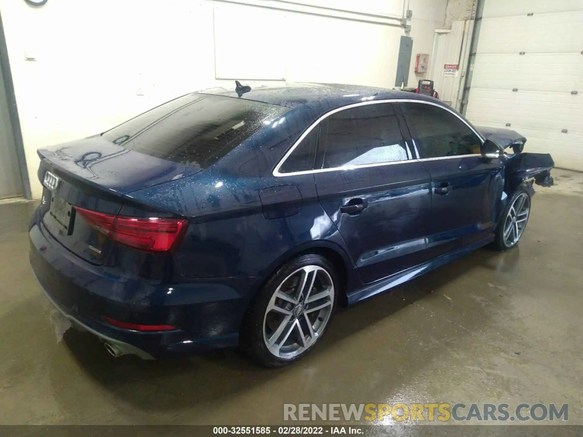 4 Photograph of a damaged car WAUJEGFF9KA083979 AUDI A3 SEDAN 2019