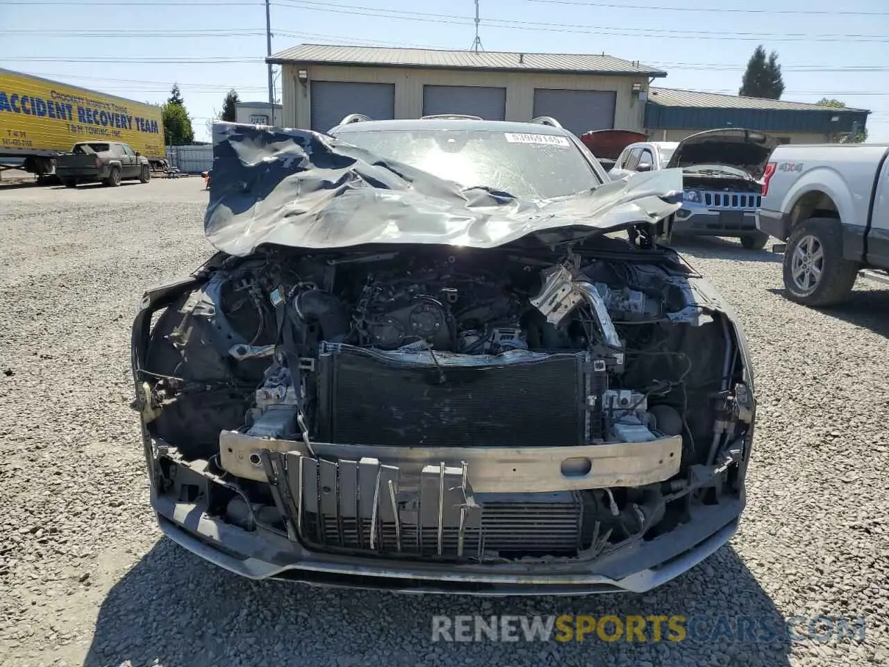 5 Photograph of a damaged car WA18NAF43KA106048 AUDI A4 2019