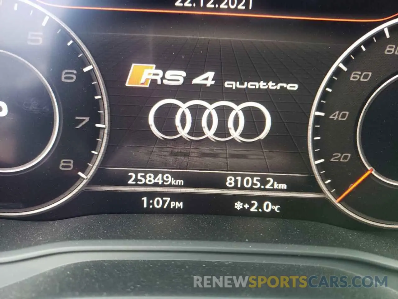 8 Photograph of a damaged car WA18NAF49KA111786 AUDI A4 2019