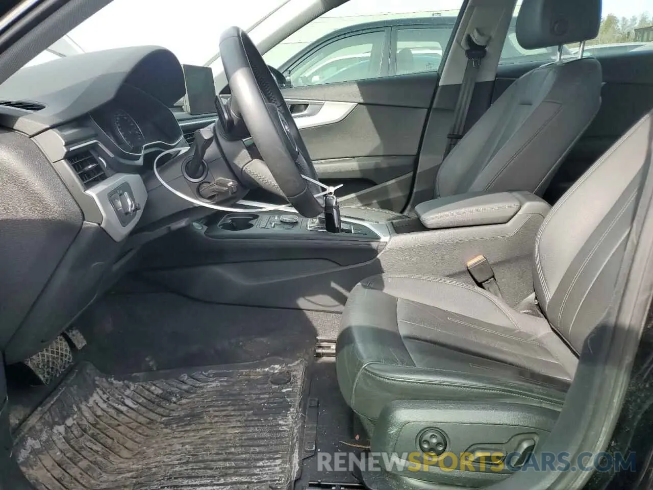 7 Photograph of a damaged car WAUANAF42KN012997 AUDI A4 2019