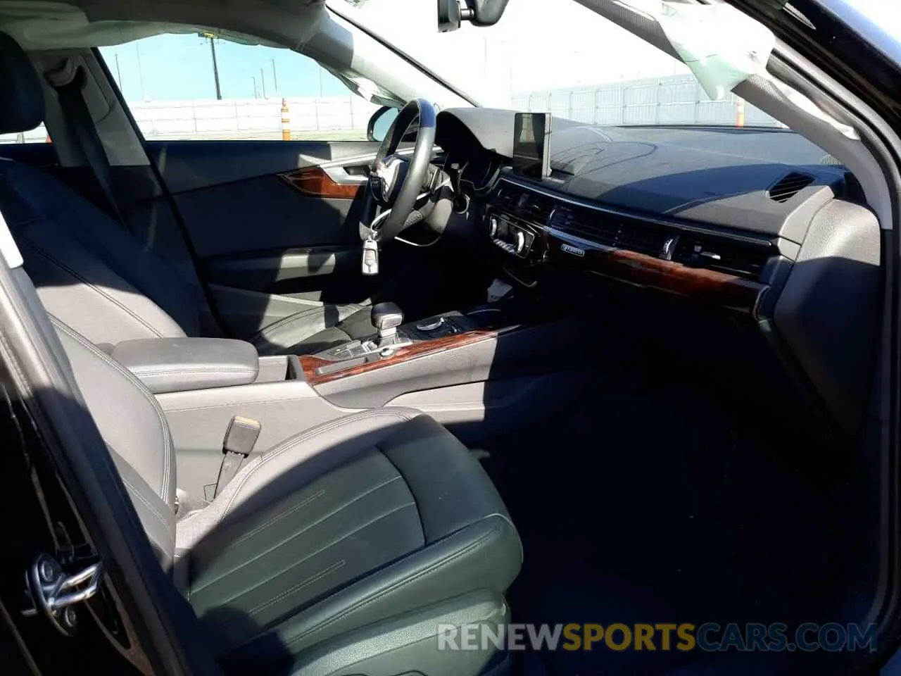 5 Photograph of a damaged car WAUDNAF40KA043797 AUDI A4 2019
