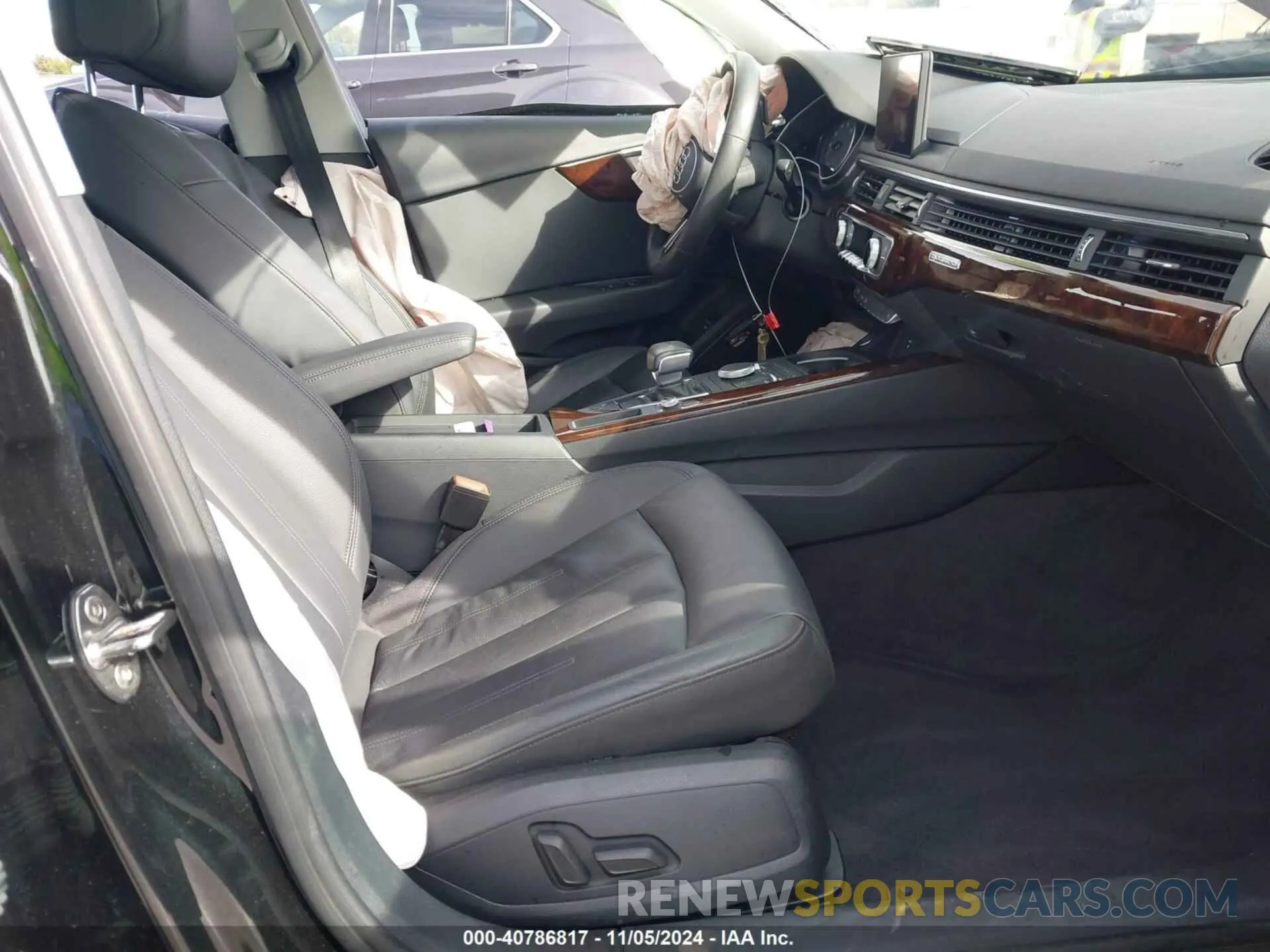 5 Photograph of a damaged car WAUDNAF46KN013468 AUDI A4 2019