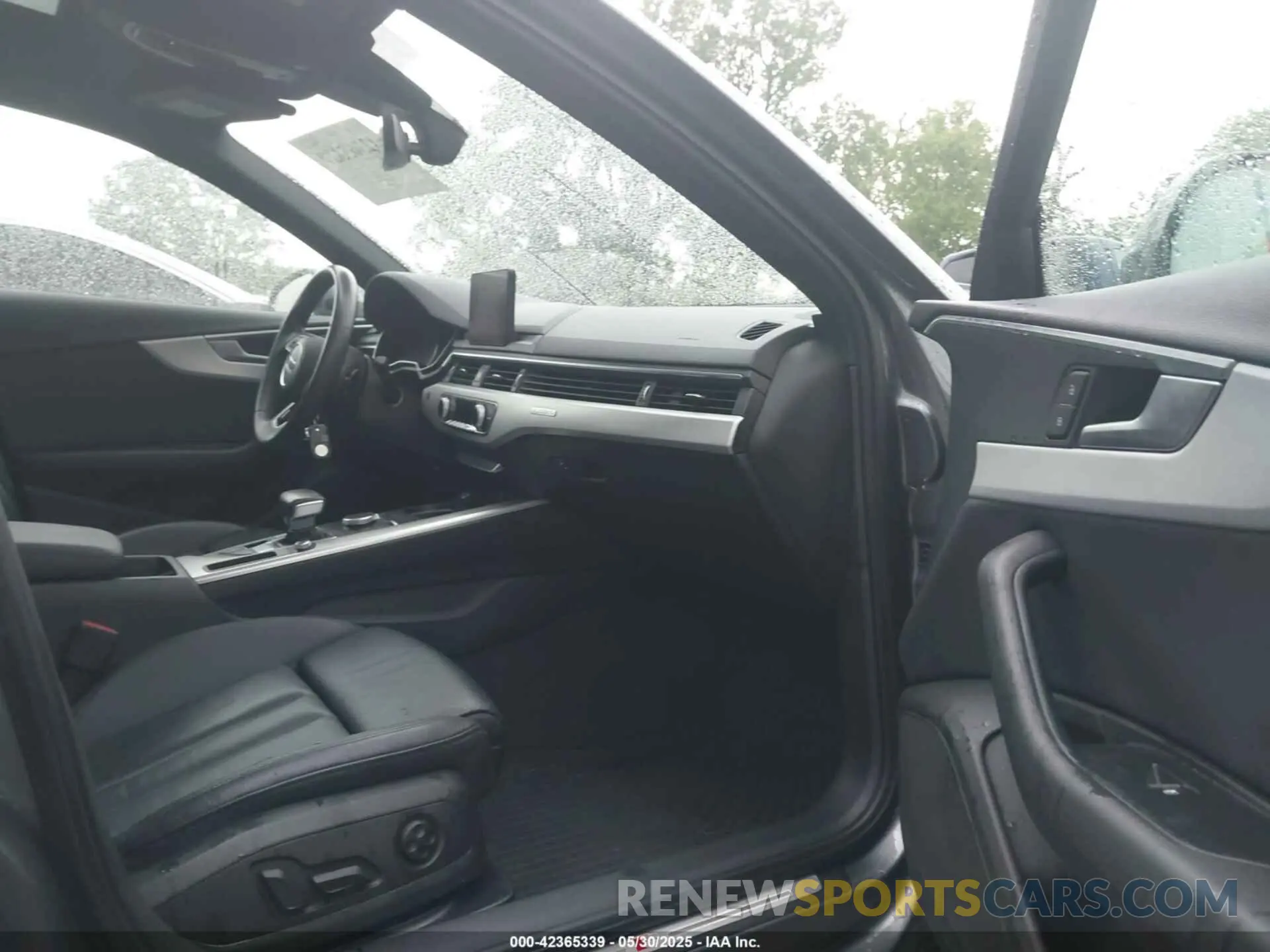 5 Photograph of a damaged car WAUDNAF4XKA022830 AUDI A4 2019