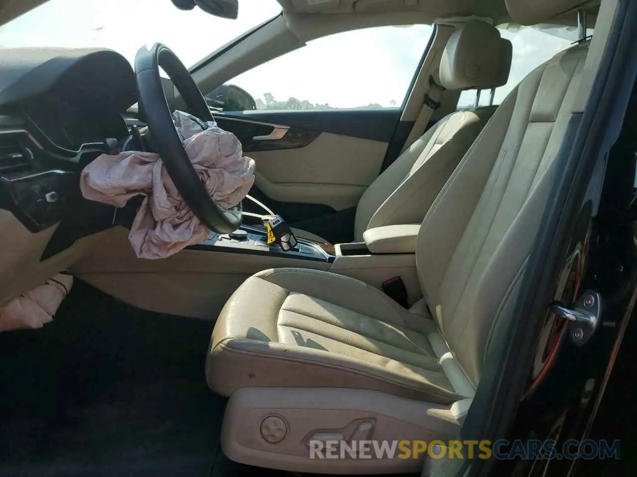 7 Photograph of a damaged car WAUDNAF4XKN019936 AUDI A4 2019