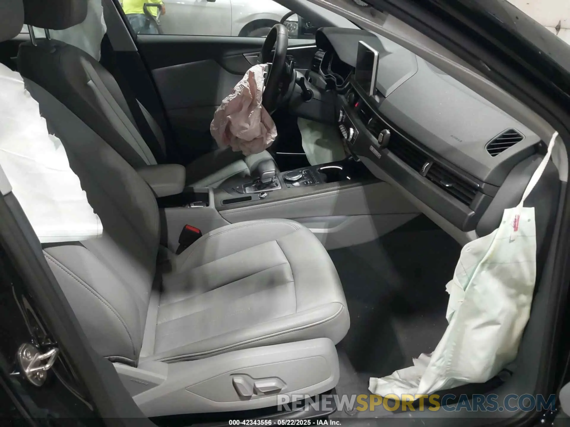 5 Photograph of a damaged car WAUENAF40KA008374 AUDI A4 2019