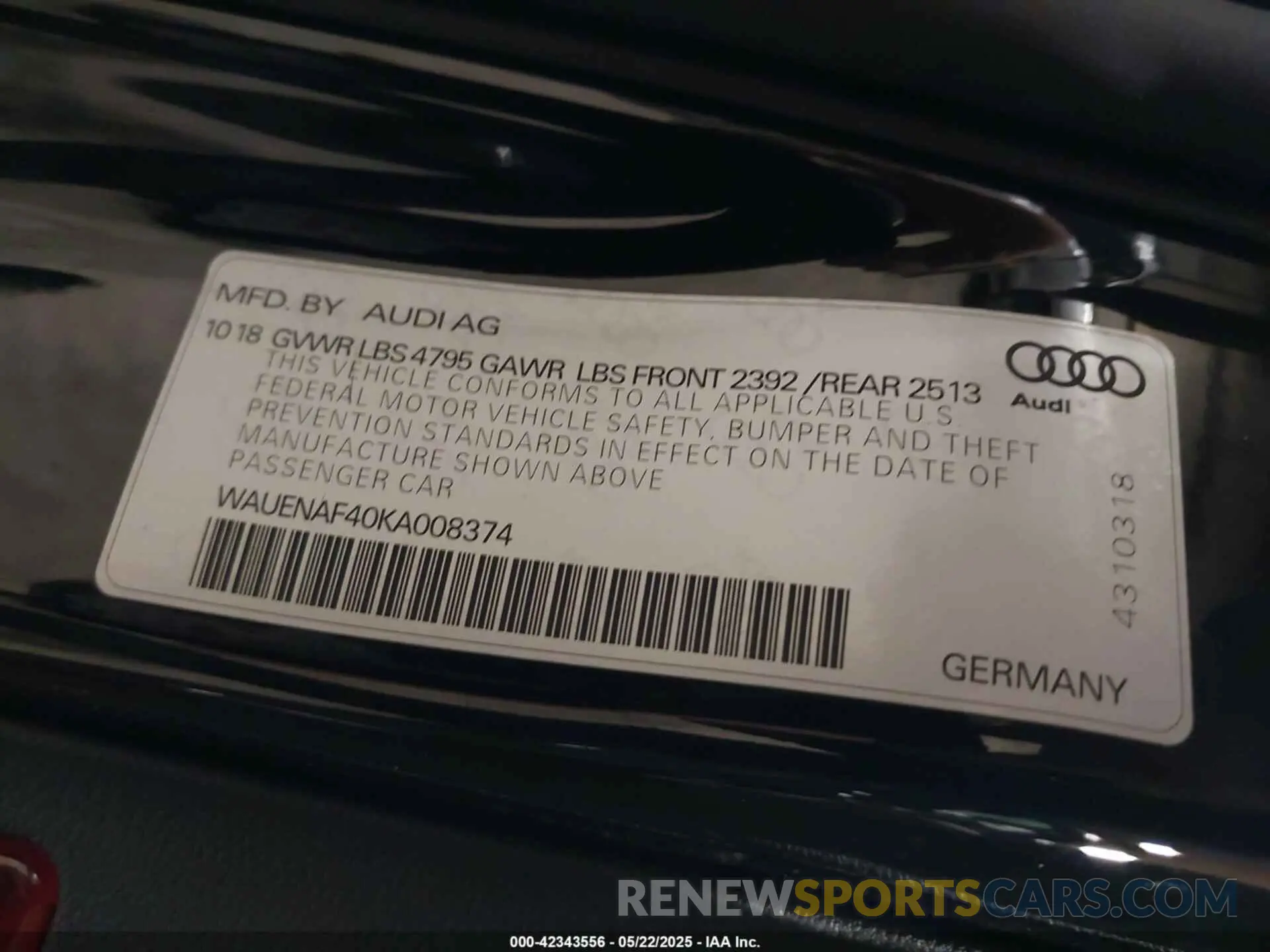9 Photograph of a damaged car WAUENAF40KA008374 AUDI A4 2019