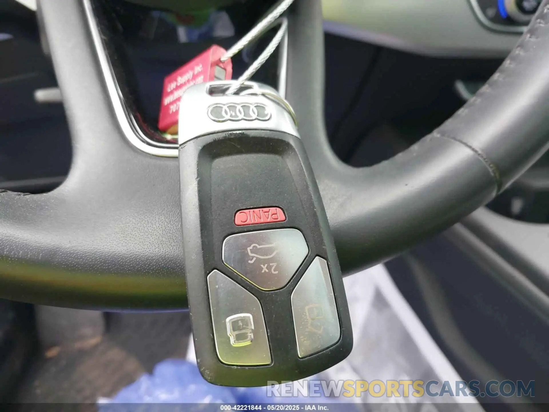 11 Photograph of a damaged car WAUENAF40KA021383 AUDI A4 2019