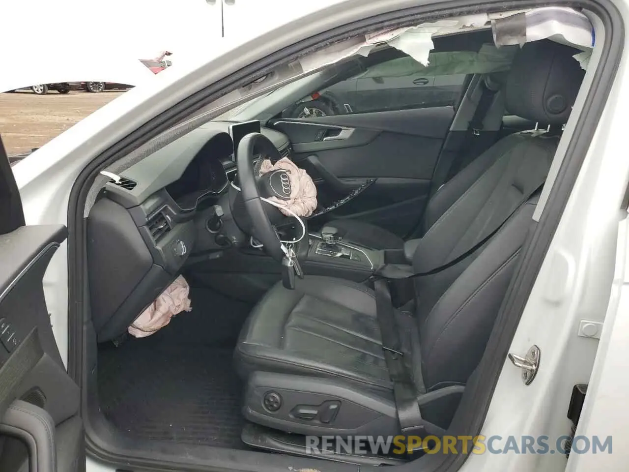 7 Photograph of a damaged car WAUENAF40KN020677 AUDI A4 2019