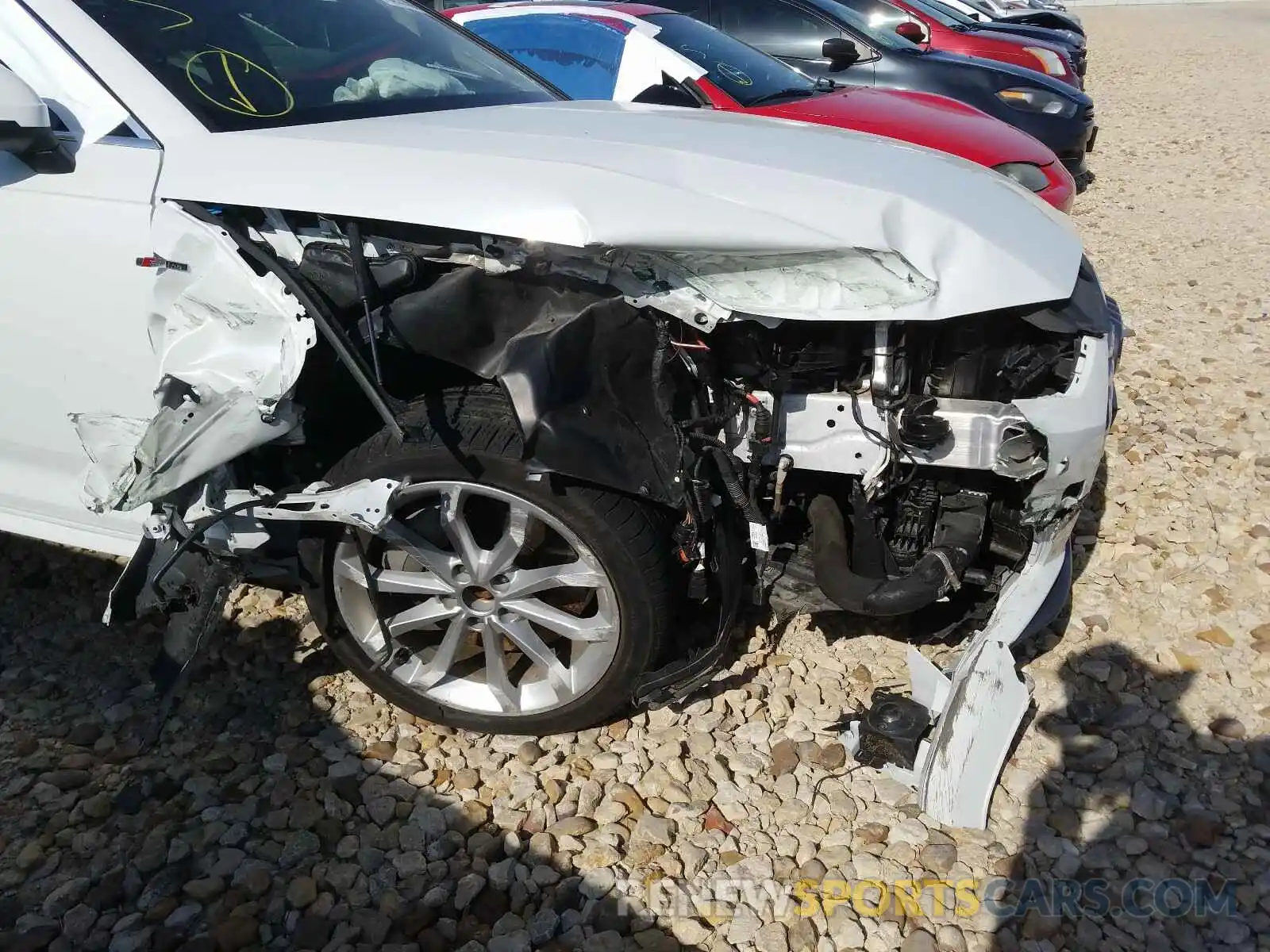 9 Photograph of a damaged car WAUENAF41KA014927 AUDI A4 2019