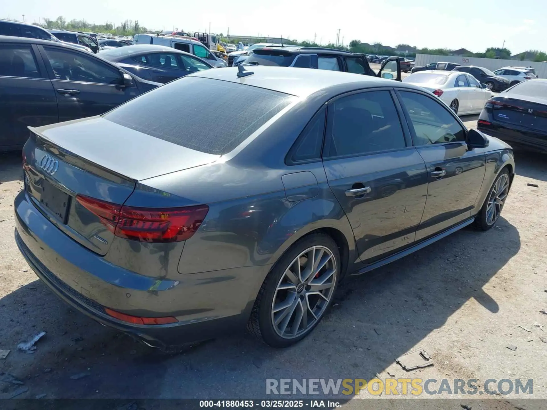 4 Photograph of a damaged car WAUENAF41KN016542 AUDI A4 2019