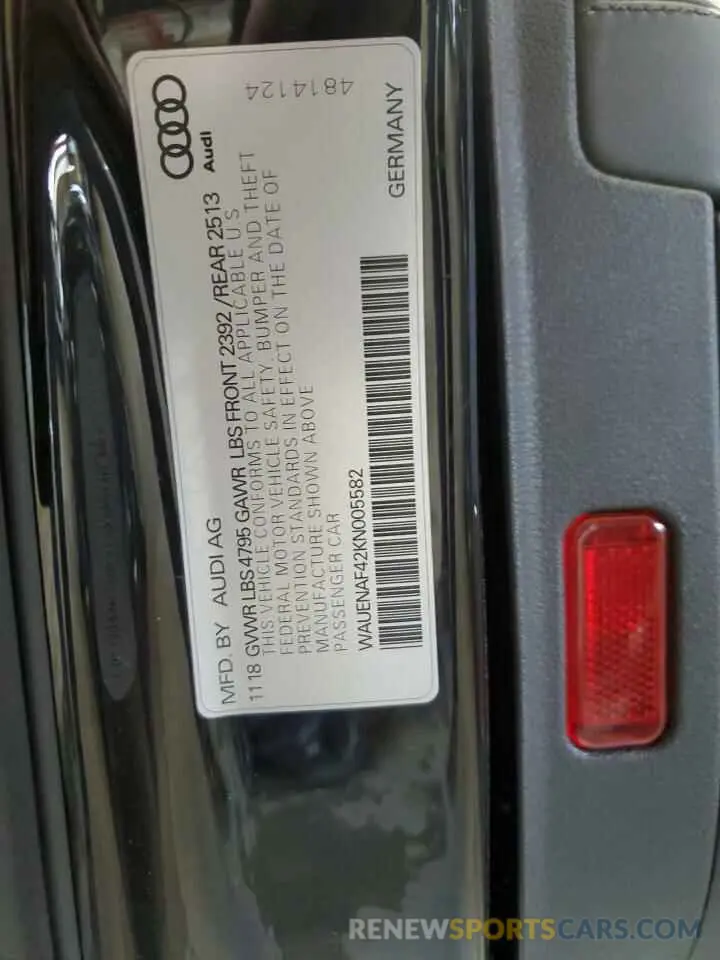 12 Photograph of a damaged car WAUENAF42KN005582 AUDI A4 2019