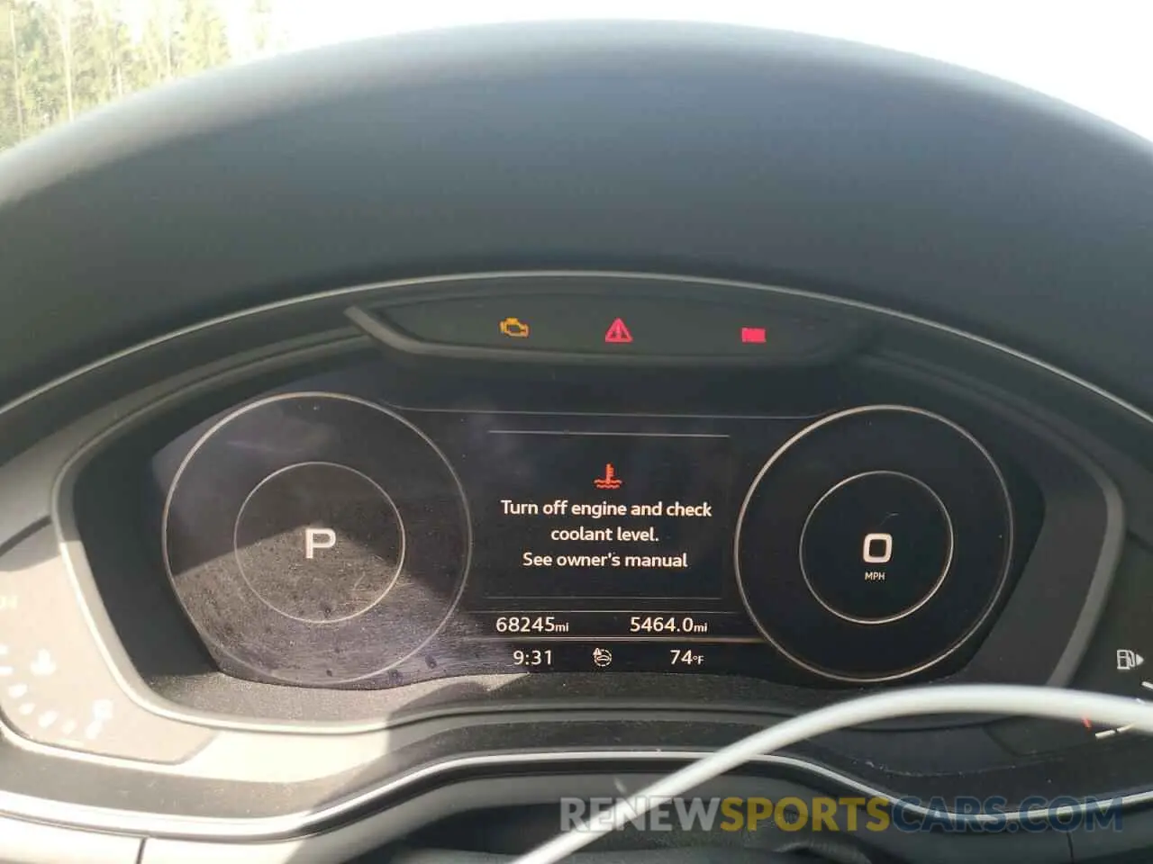 9 Photograph of a damaged car WAUENAF42KN012127 AUDI A4 2019