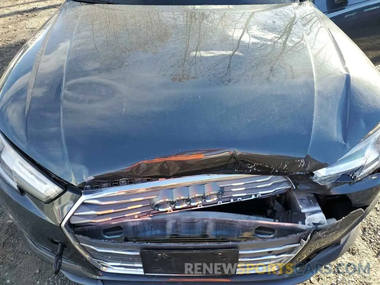 11 Photograph of a damaged car WAUENAF43KN018907 AUDI A4 2019
