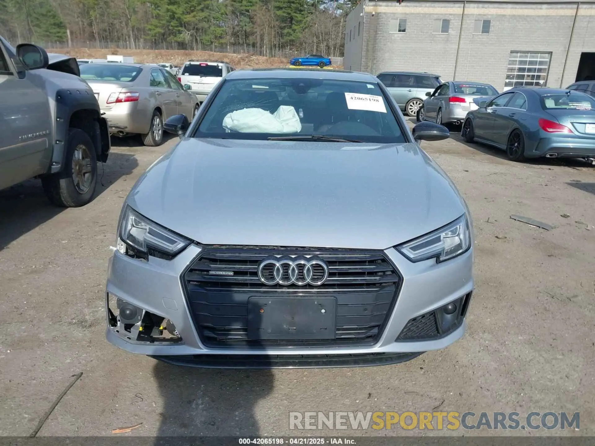 11 Photograph of a damaged car WAUENAF45KN019041 AUDI A4 2019