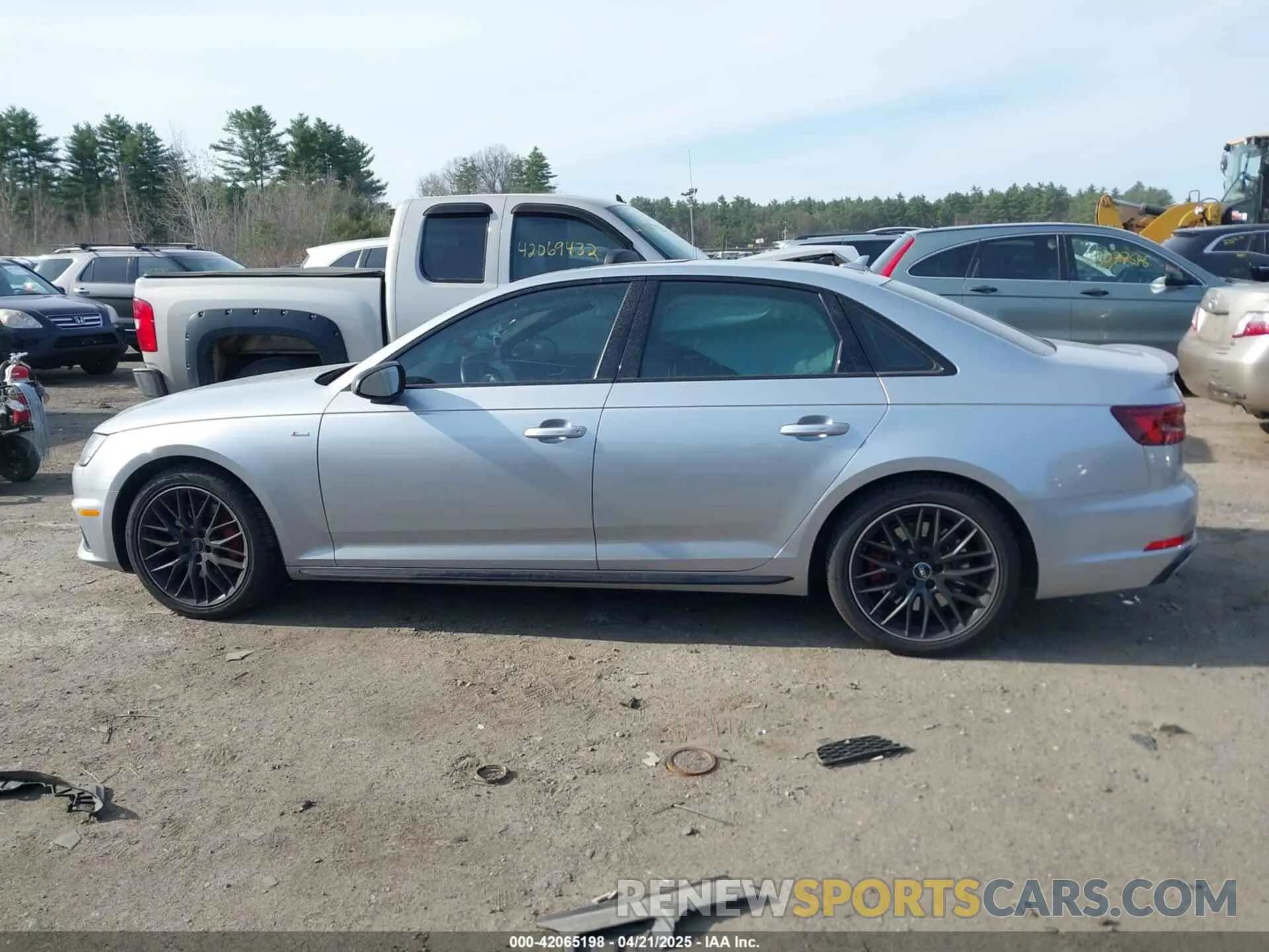 13 Photograph of a damaged car WAUENAF45KN019041 AUDI A4 2019