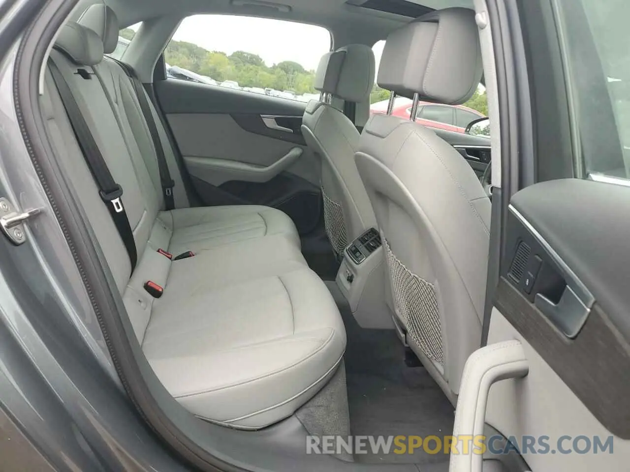 10 Photograph of a damaged car WAUENAF48KA047214 AUDI A4 2019