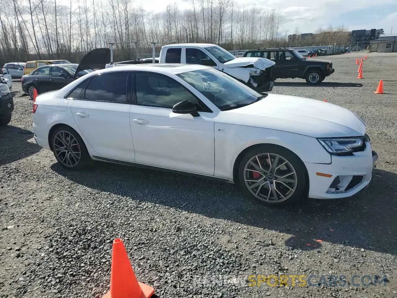 4 Photograph of a damaged car WAUENAF48KA076115 AUDI A4 2019