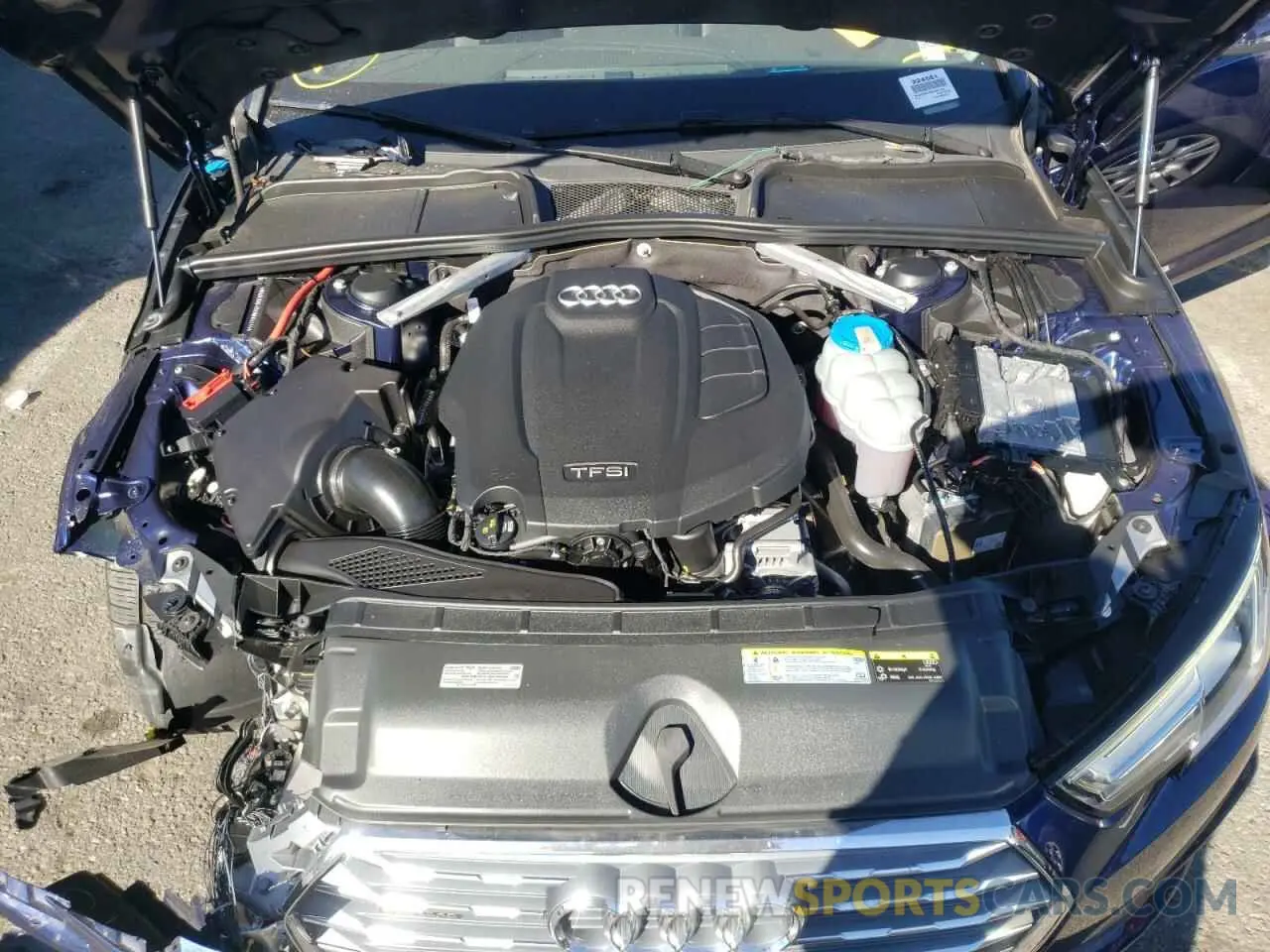 7 Photograph of a damaged car WAUENAF48KN001245 AUDI A4 2019