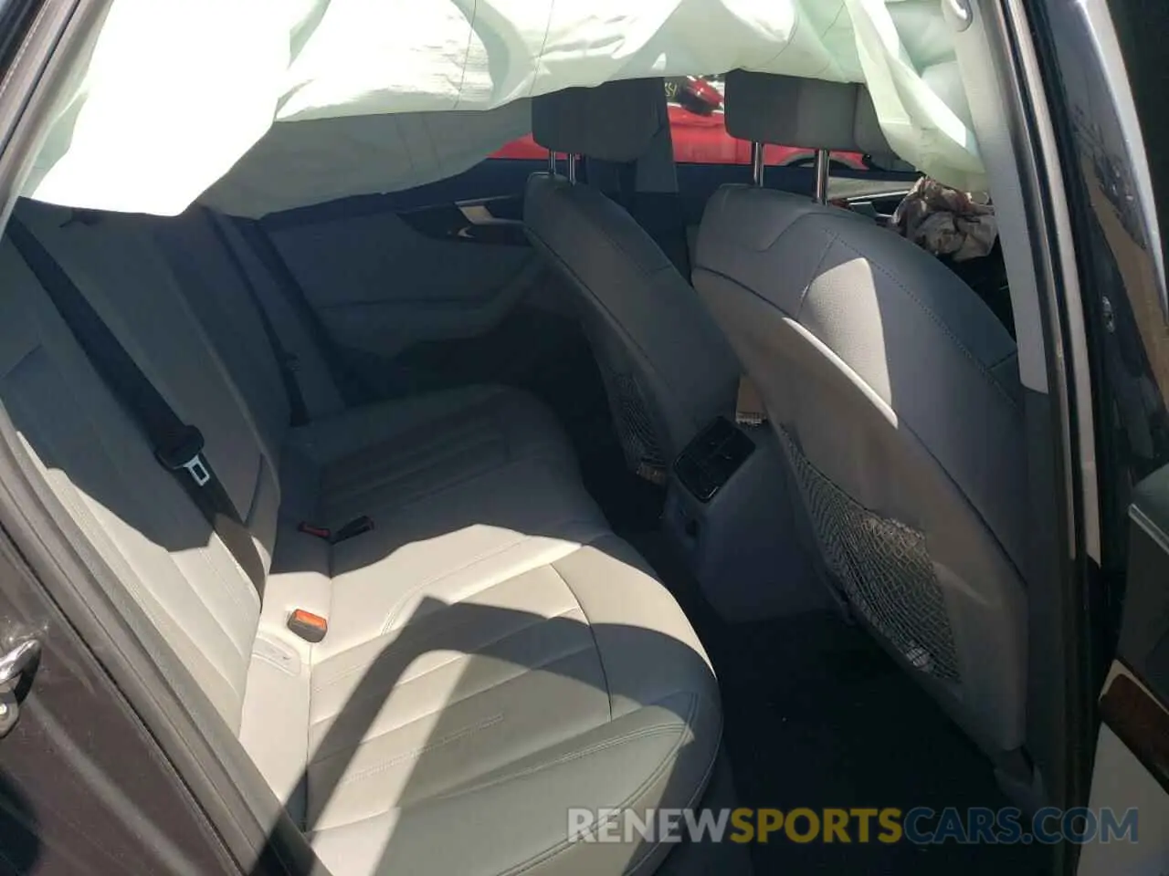 10 Photograph of a damaged car WAUENAF49KA007501 AUDI A4 2019