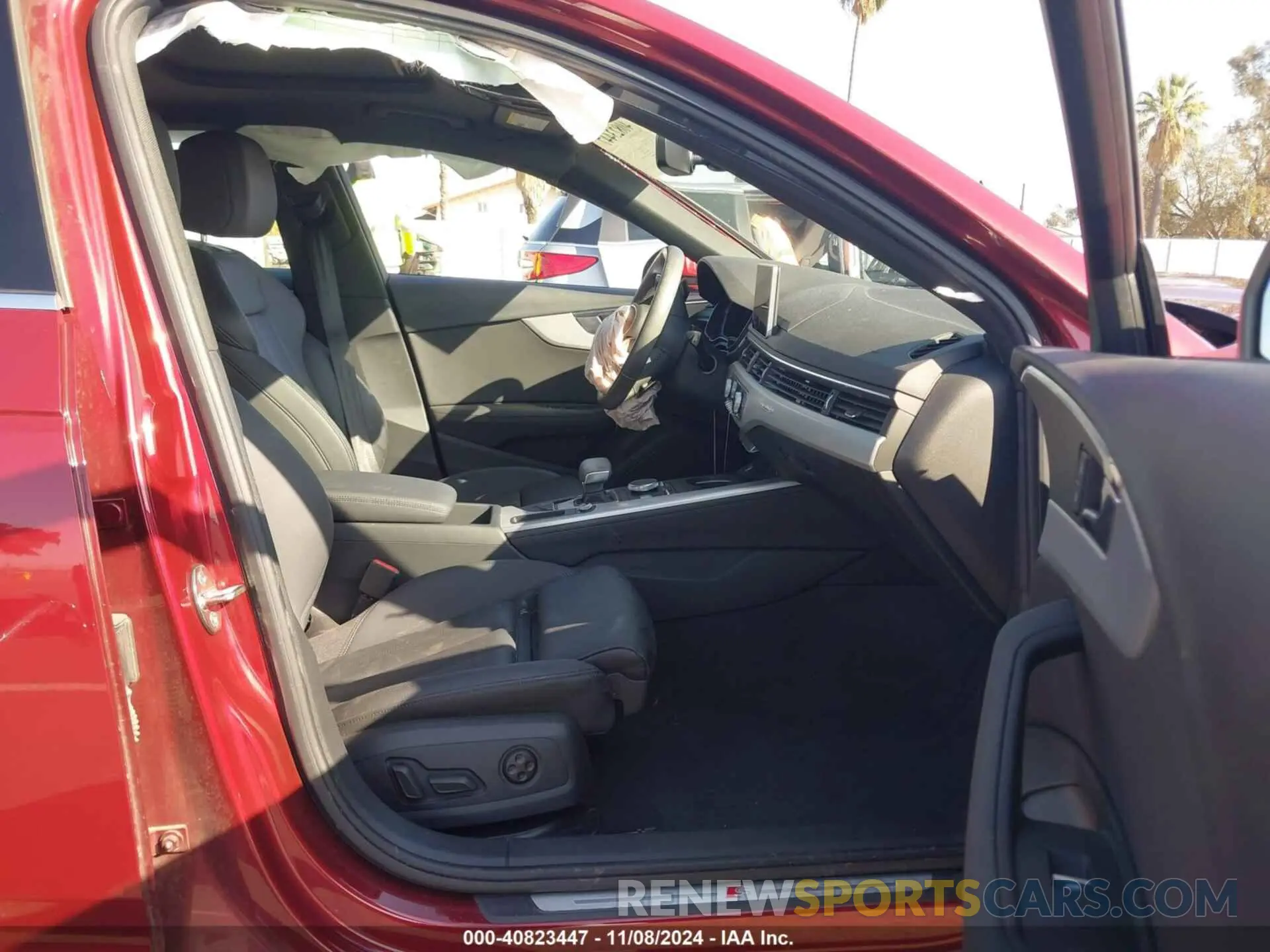 5 Photograph of a damaged car WAUENAF49KA050526 AUDI A4 2019