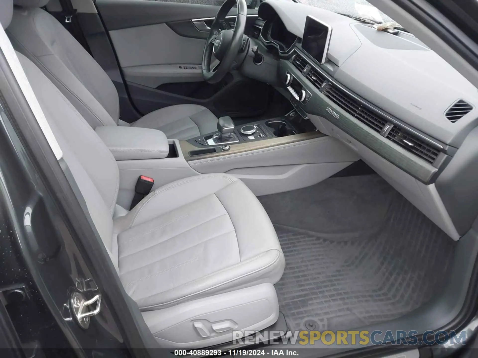 5 Photograph of a damaged car WAUENAF4XKN002588 AUDI A4 2019