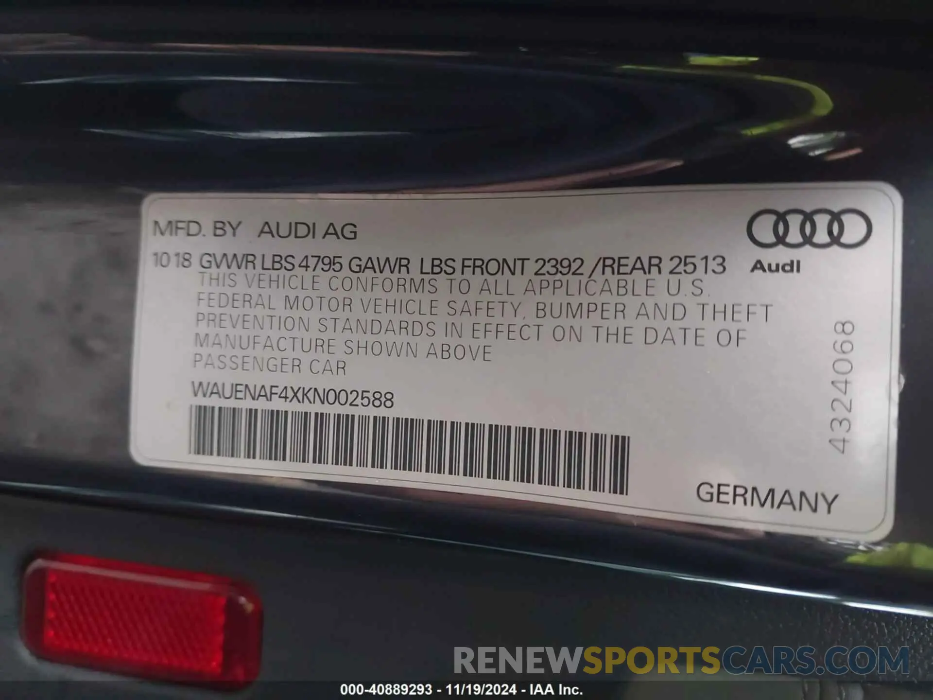 9 Photograph of a damaged car WAUENAF4XKN002588 AUDI A4 2019