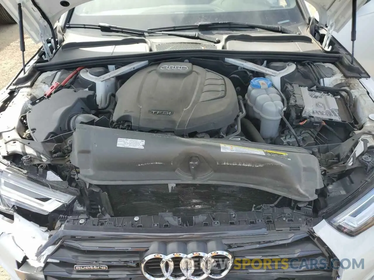 11 Photograph of a damaged car WAUFNAF43KA002217 AUDI A4 2019