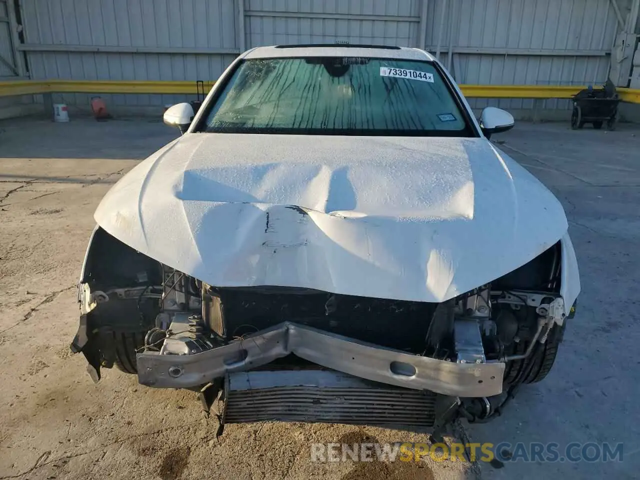 5 Photograph of a damaged car WAUGMAF41KN007643 AUDI A4 2019