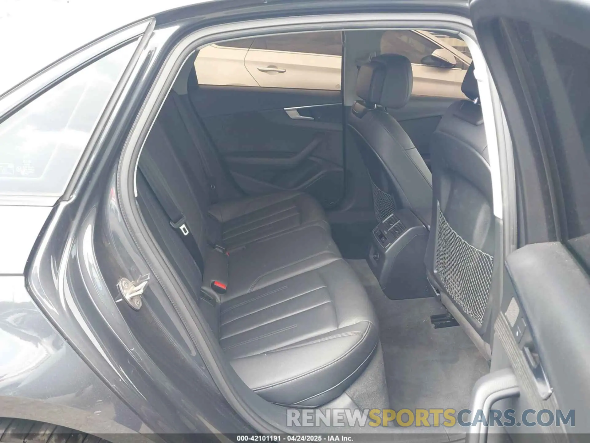8 Photograph of a damaged car WAUGMAF41KN018299 AUDI A4 2019