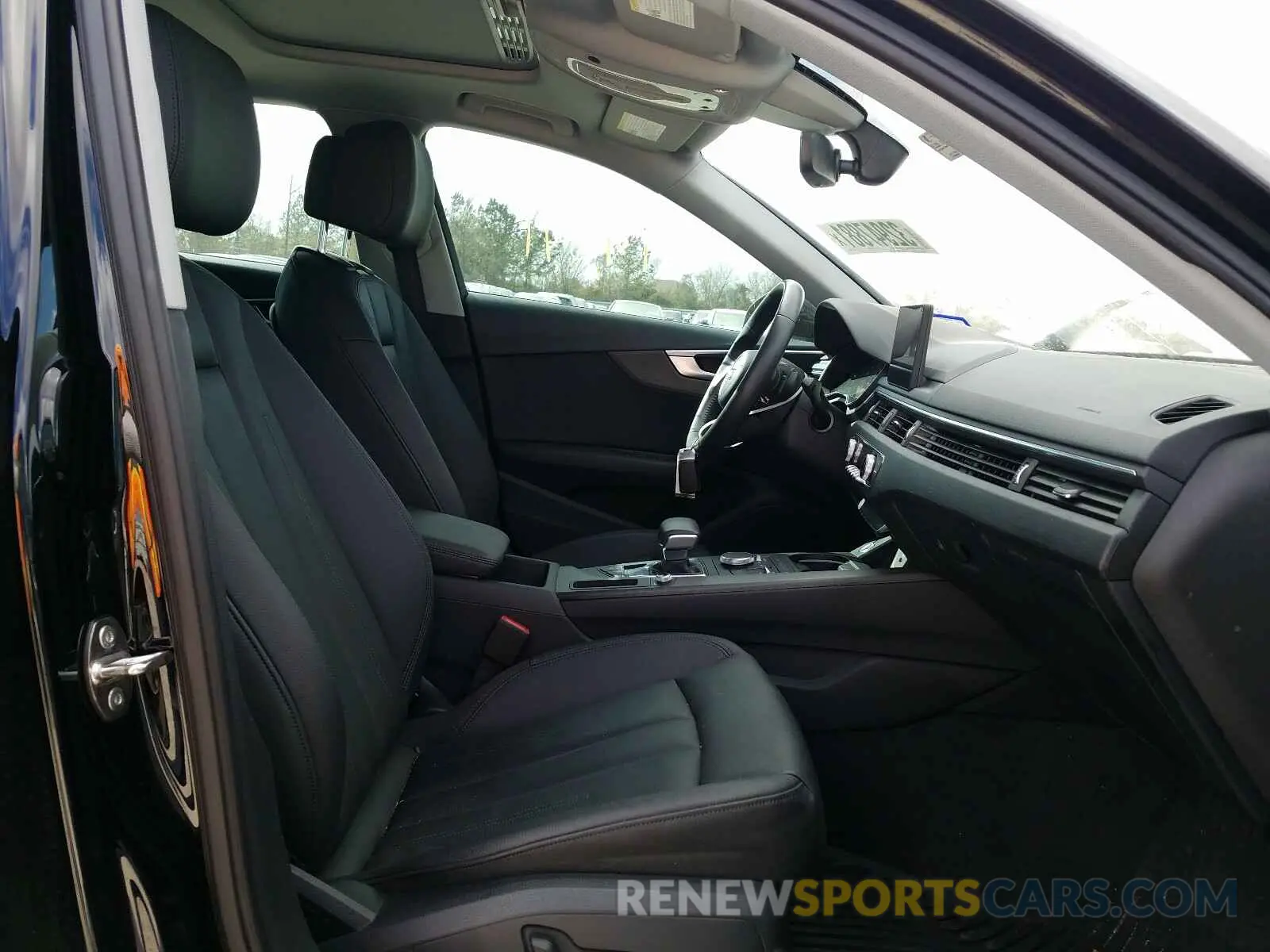 5 Photograph of a damaged car WAUGMAF43KN005473 AUDI A4 2019