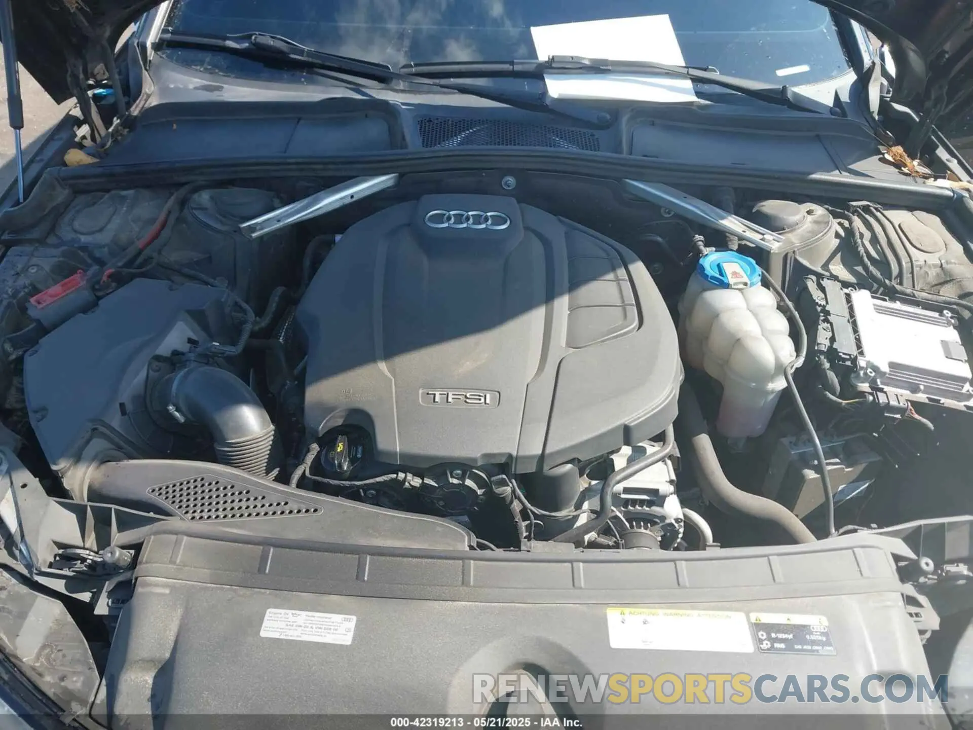 10 Photograph of a damaged car WAUGMAF46KN004947 AUDI A4 2019