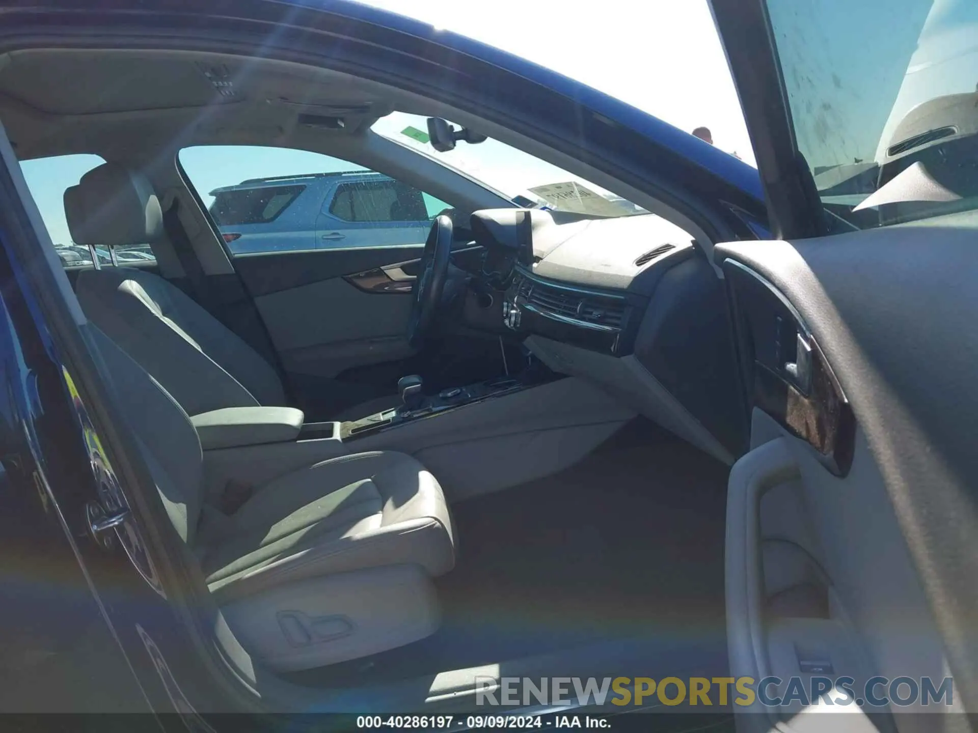 5 Photograph of a damaged car WAUGMAF47KA042162 AUDI A4 2019