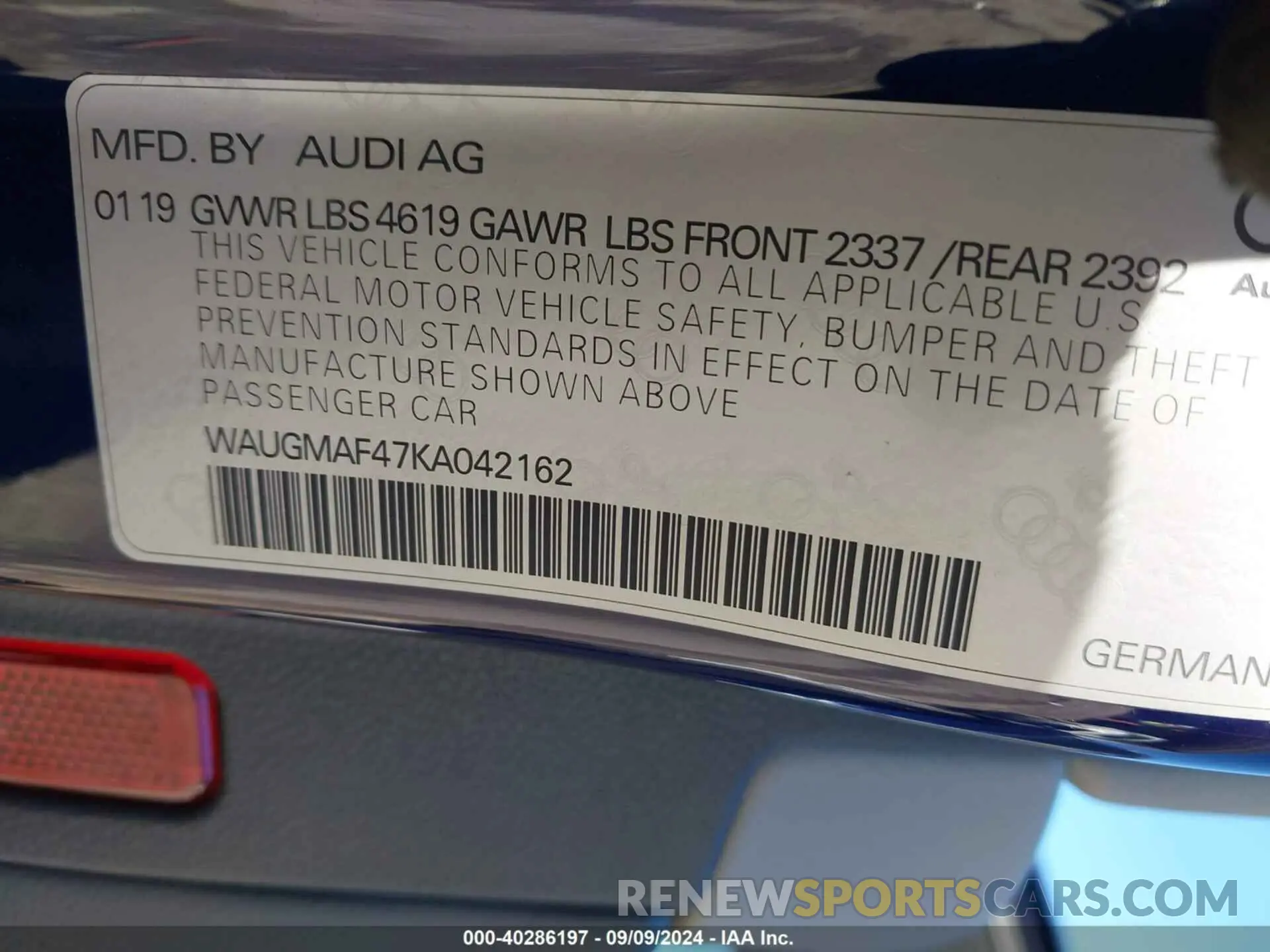 9 Photograph of a damaged car WAUGMAF47KA042162 AUDI A4 2019