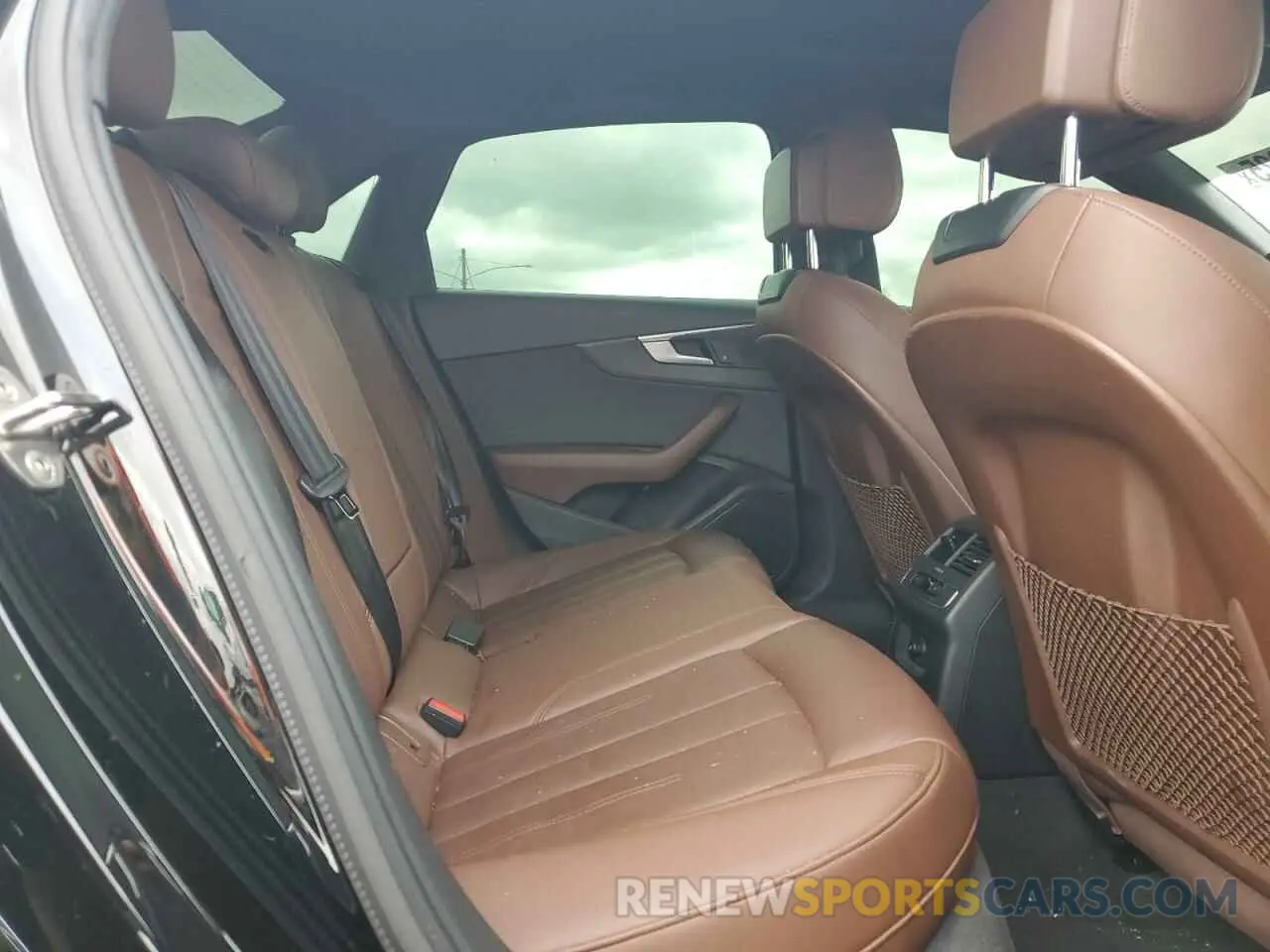 10 Photograph of a damaged car WAUGMAF47KN010417 AUDI A4 2019