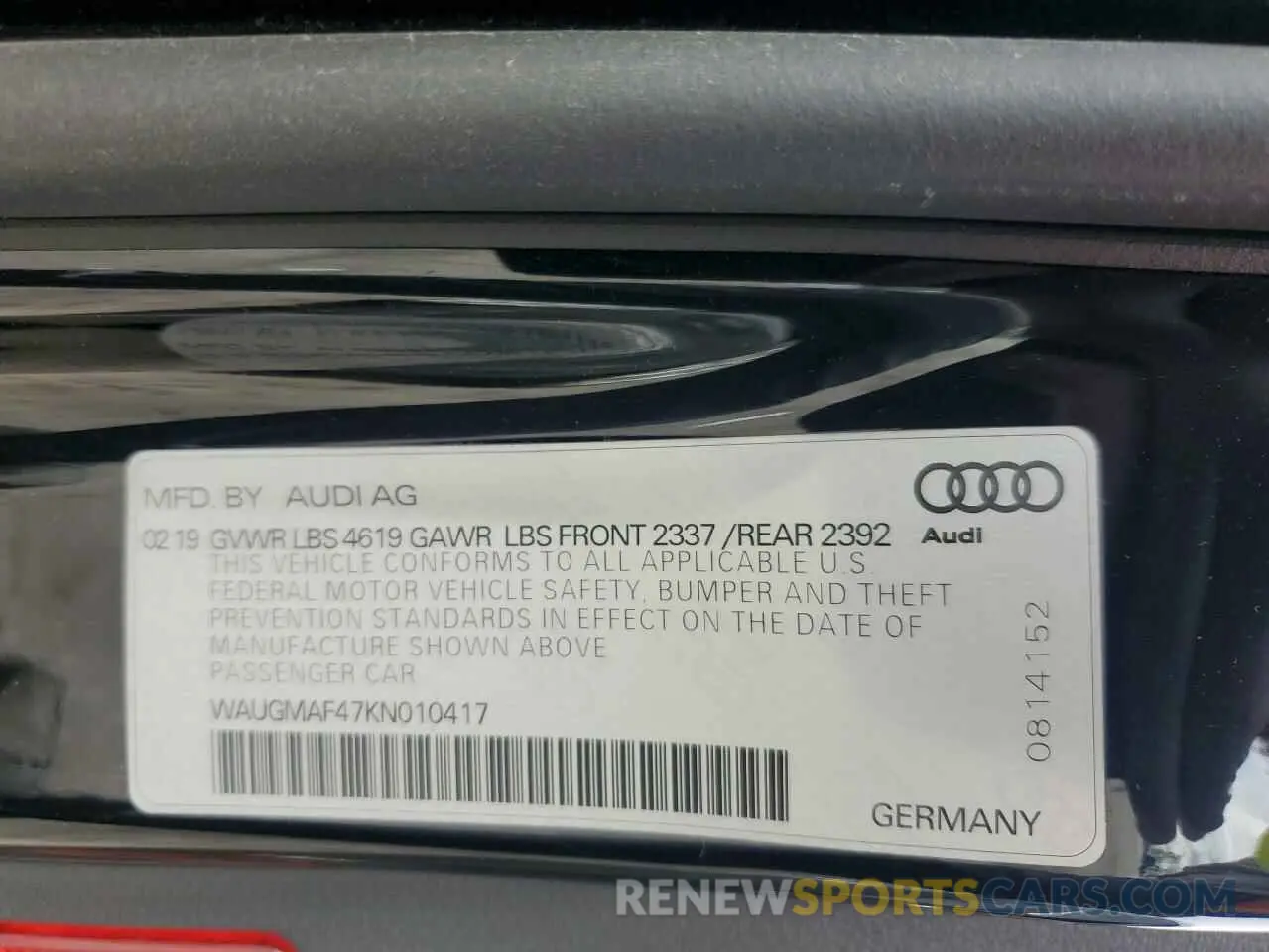 15 Photograph of a damaged car WAUGMAF47KN010417 AUDI A4 2019