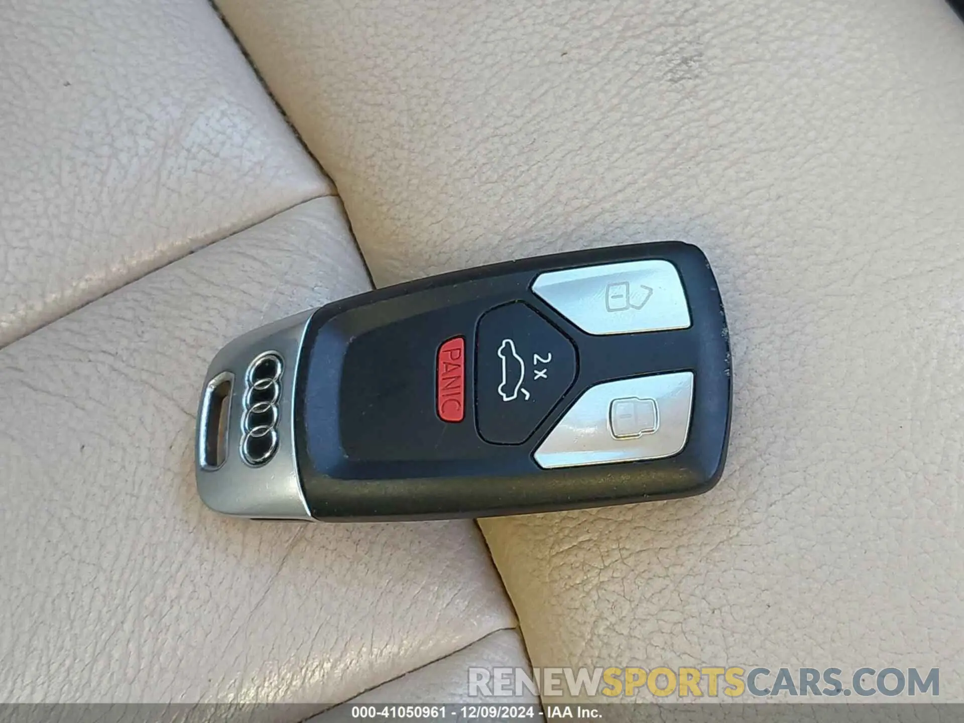 11 Photograph of a damaged car WAUGMAF48KA022521 AUDI A4 2019