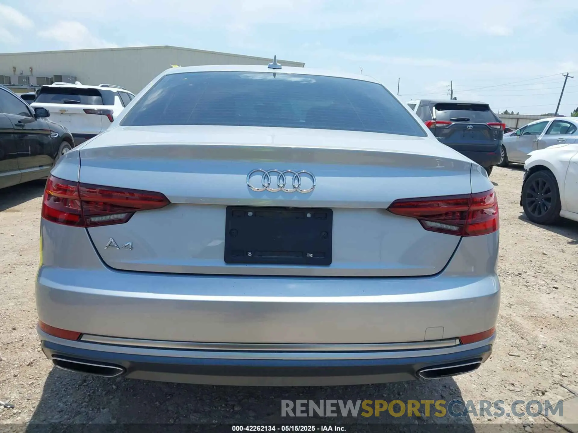 16 Photograph of a damaged car WAUGMAF48KN004870 AUDI A4 2019