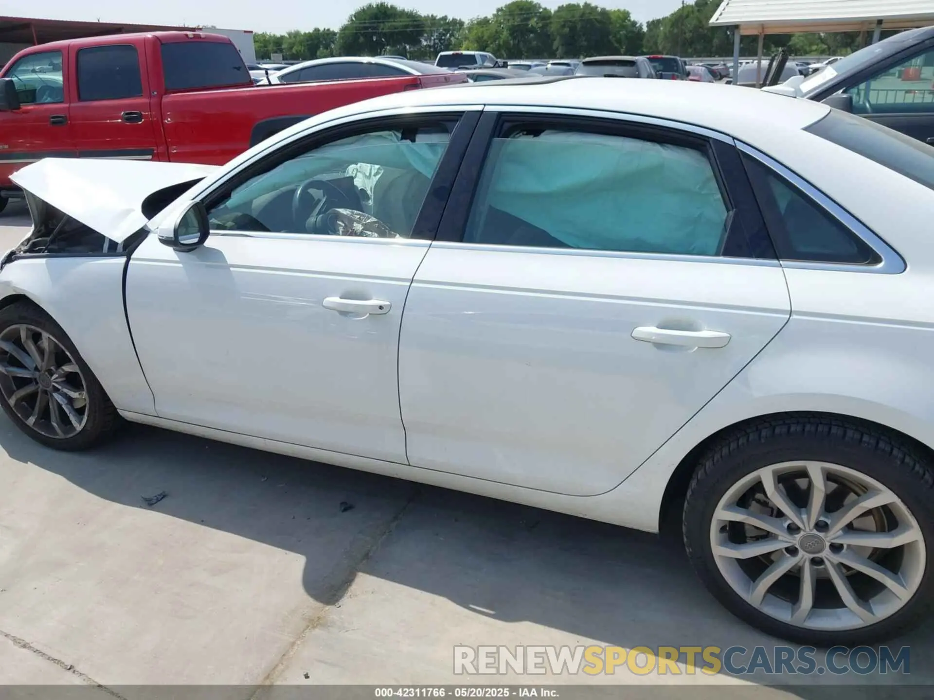 14 Photograph of a damaged car WAUGMAF48KN007428 AUDI A4 2019
