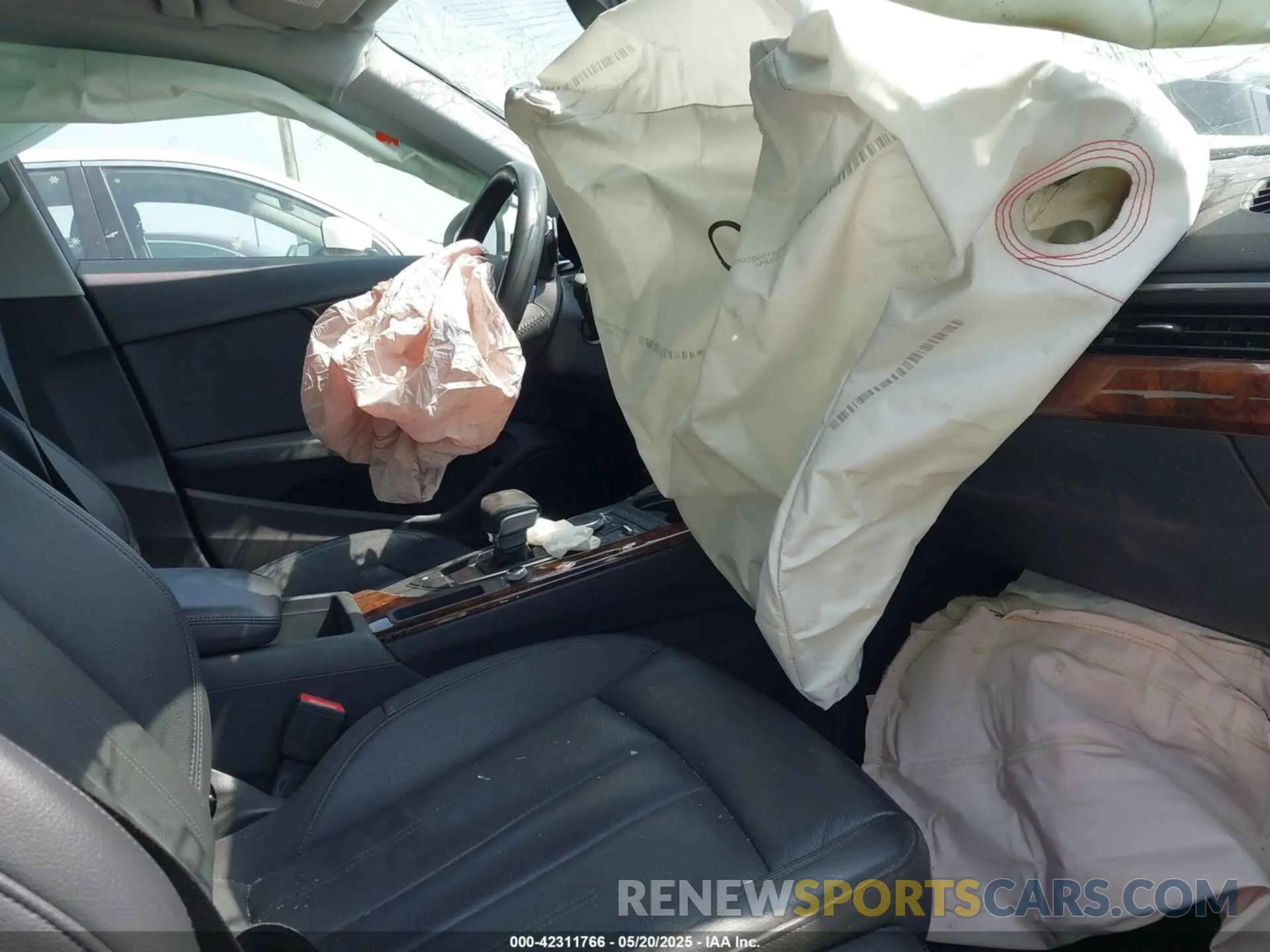 5 Photograph of a damaged car WAUGMAF48KN007428 AUDI A4 2019