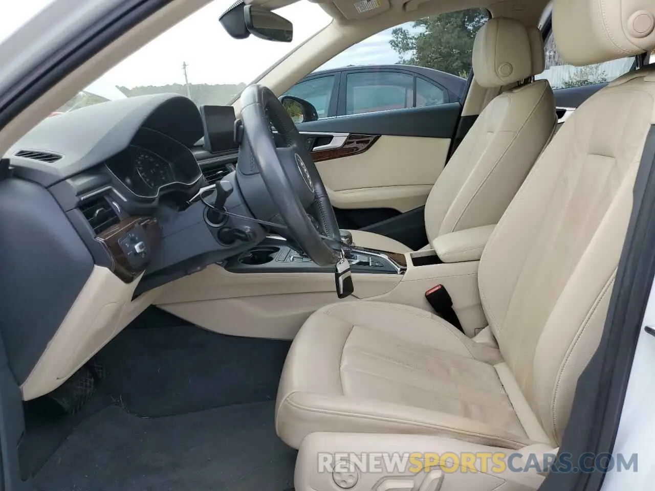 7 Photograph of a damaged car WAUGMAF48KN008241 AUDI A4 2019