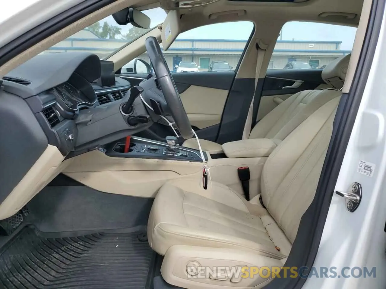 7 Photograph of a damaged car WAUGMAF49KA120568 AUDI A4 2019