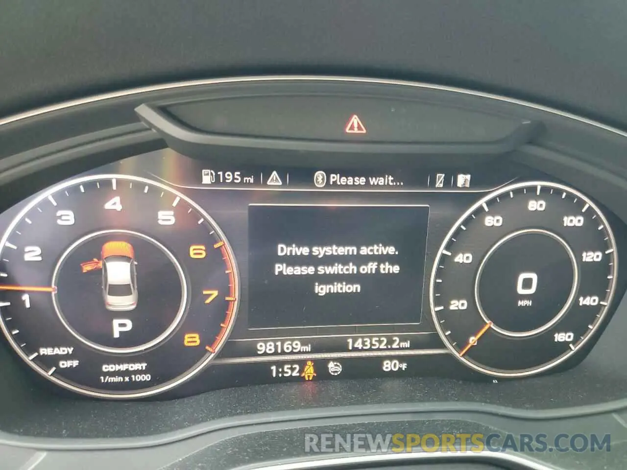 9 Photograph of a damaged car WAUHMAF40KN004298 AUDI A4 2019