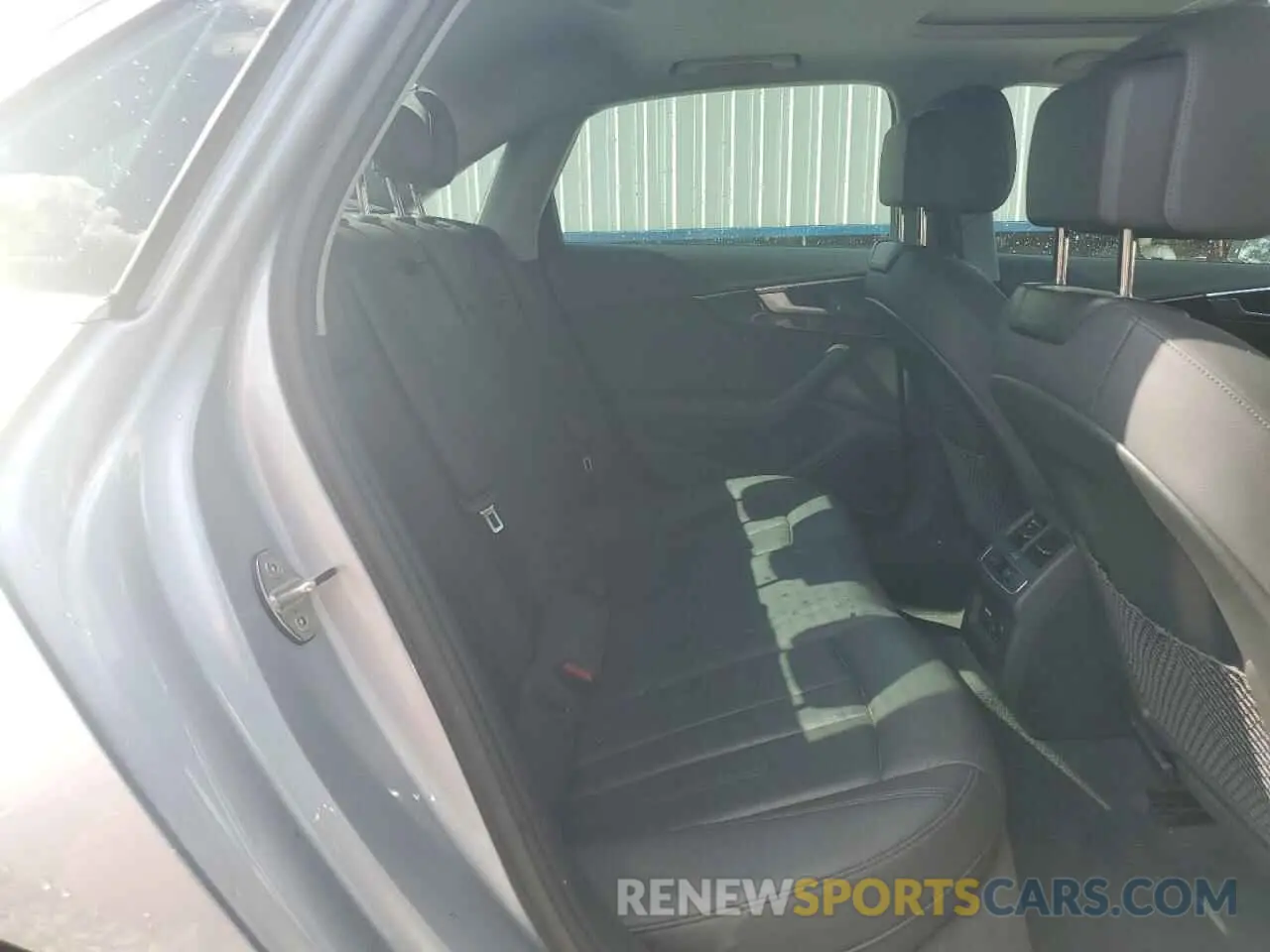 10 Photograph of a damaged car WAUHMAF41KA051606 AUDI A4 2019